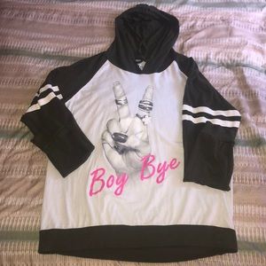 Long sleeve hoodie t-shirt